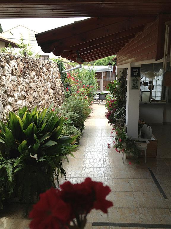 Mina Teva Villa Metula ภายนอก รูปภาพ